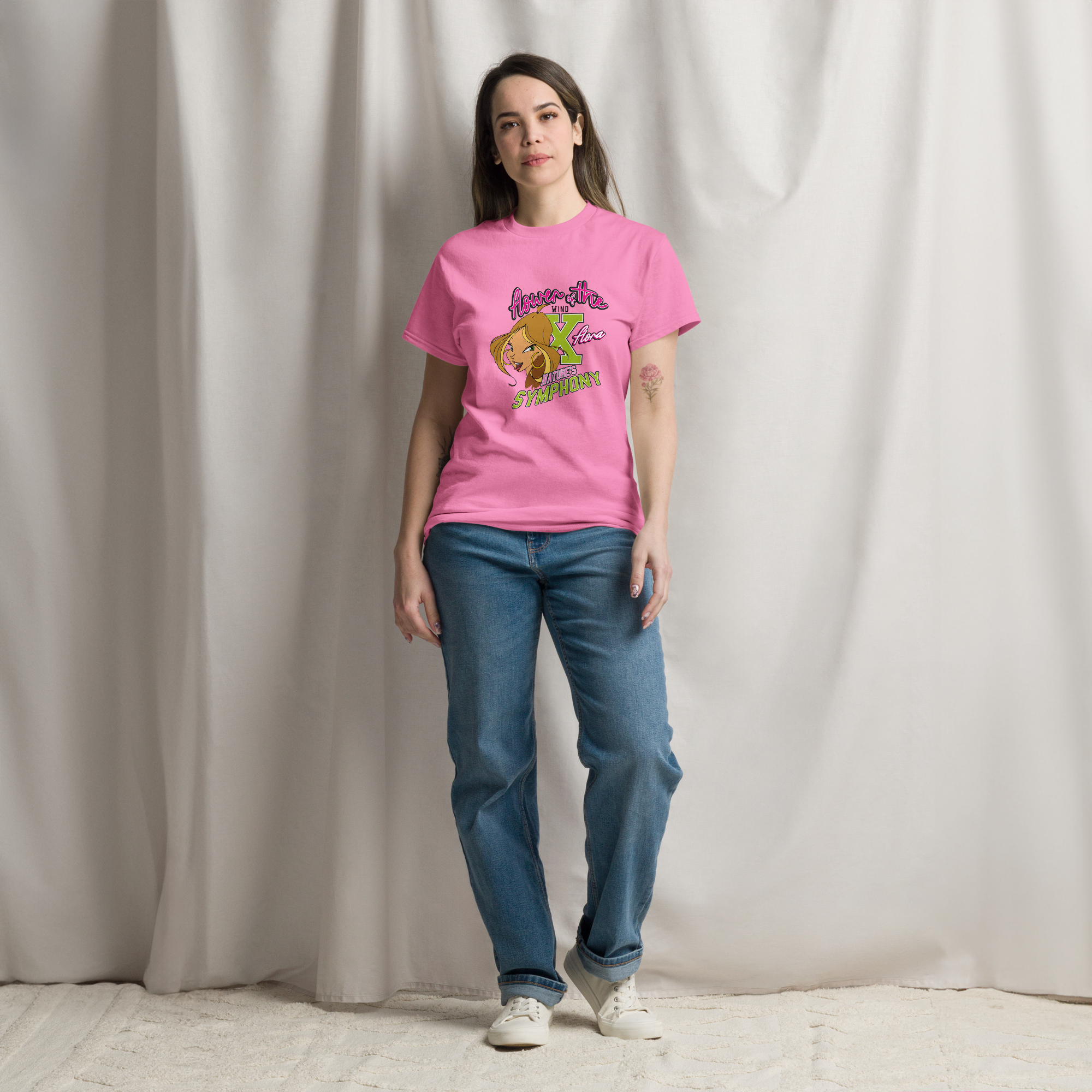 Face the Winx Flora Unisex T-shirt